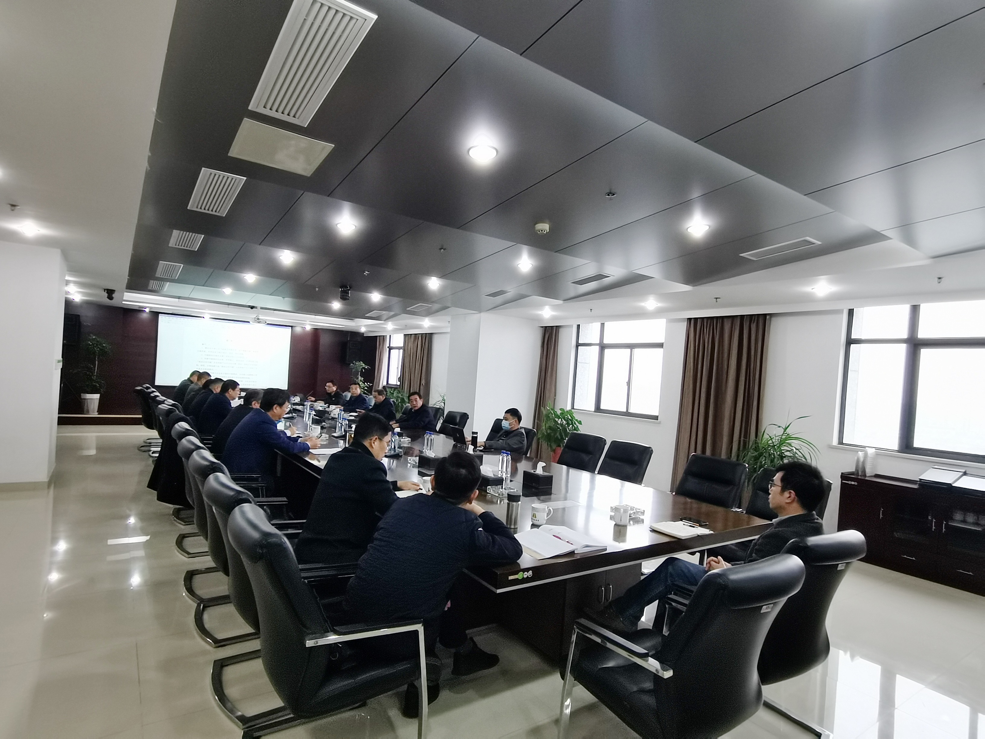 圖1-2、股改方案推進(jìn)會(huì).jpg