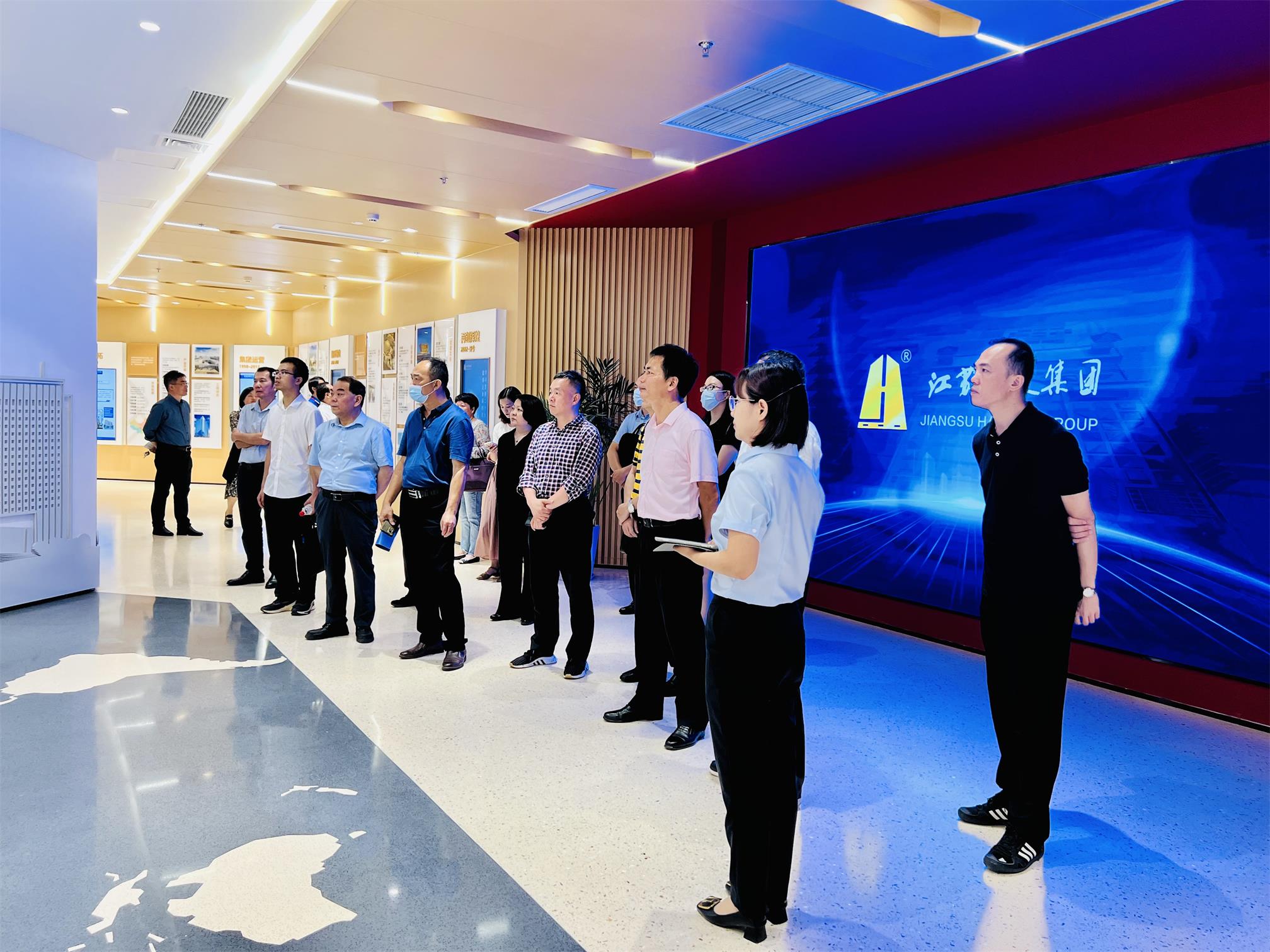 圖1-5、海南文昌市總工會(huì)主席韓朝一行來揚(yáng)調(diào)研產(chǎn)業(yè)工人建設(shè)改革工作.jpg